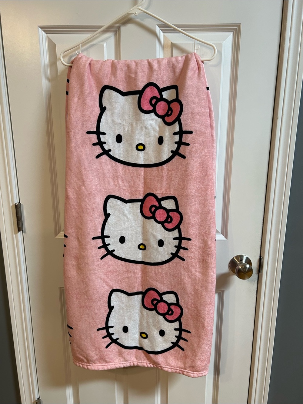 Hello Kitty blanket